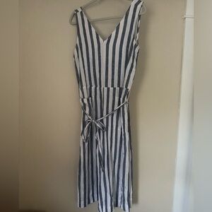 Striped V-Neck Sleeveless Jumper